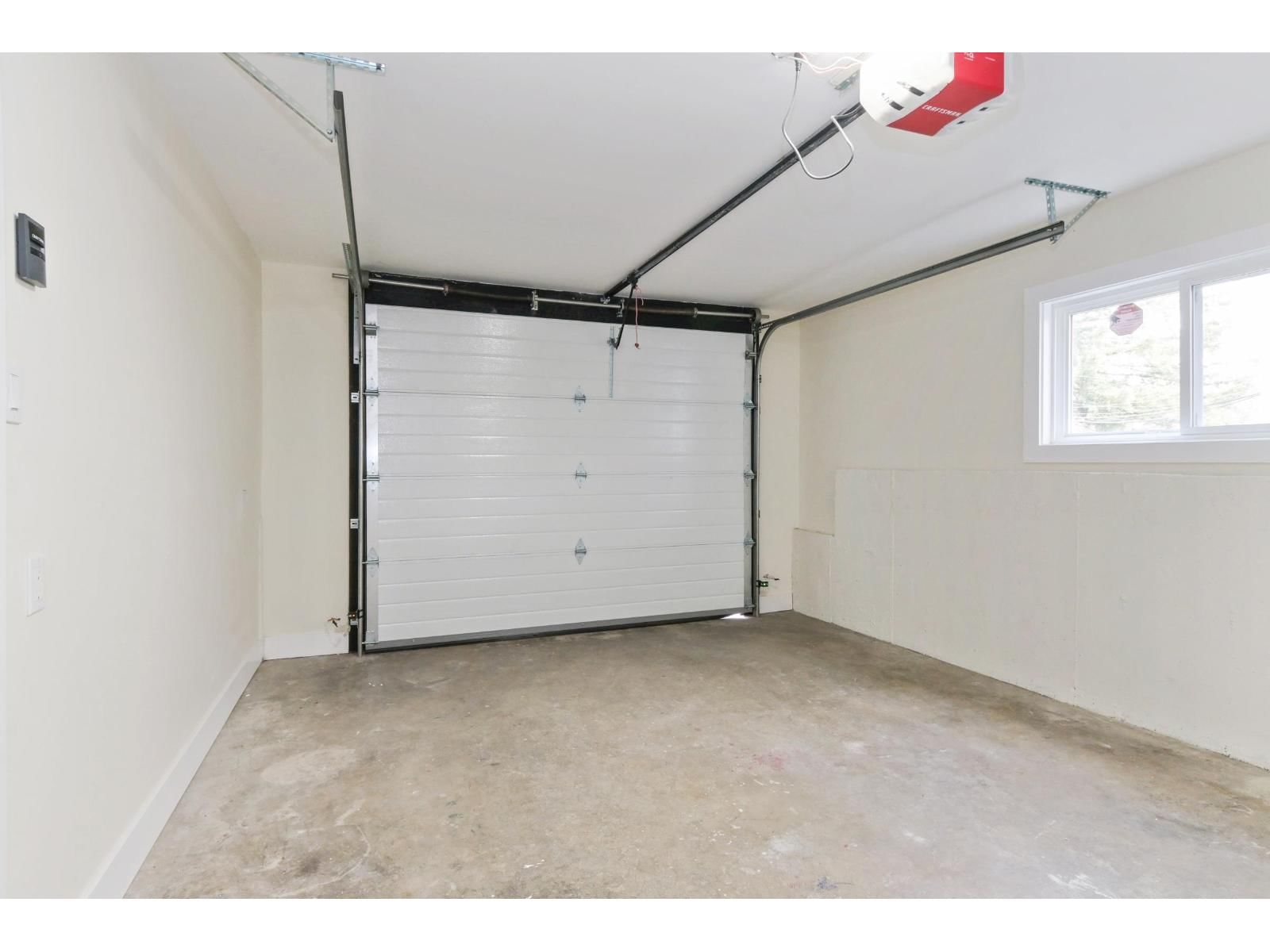 34630 IMMEL STREET Image 19