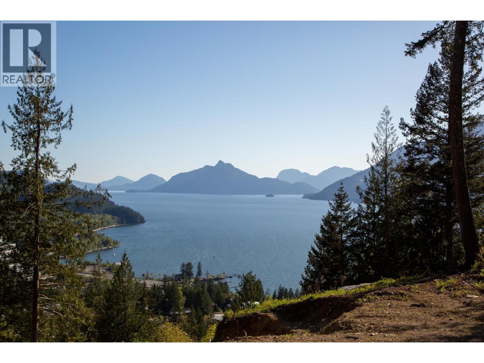1010 QUARRY Lane, Squamish, British Columbia V8B 1J2