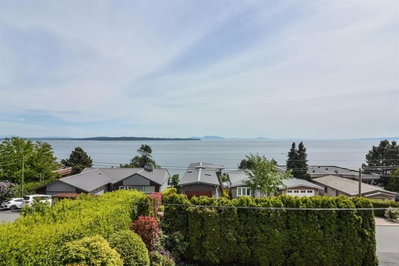 14371 SUNSET Drive | White Rock British Columbia | Slide Image Eleven