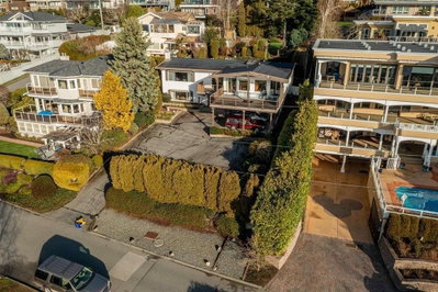 14371 SUNSET Drive | White Rock British Columbia | Slide Image Nine