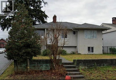 3507 MONMOUTH Avenue | Vancouver British Columbia | Slide Image One