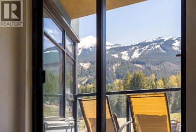 4280 MOUNTAIN Square | Whistler British Columbia | Slide Image Ten