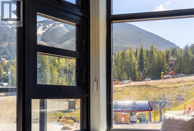4280 MOUNTAIN Square | Whistler British Columbia | Slide Image Twenty