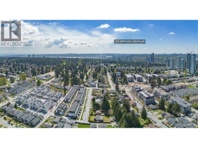 704 SMITH Avenue | Coquitlam British Columbia | Slide Image Nine
