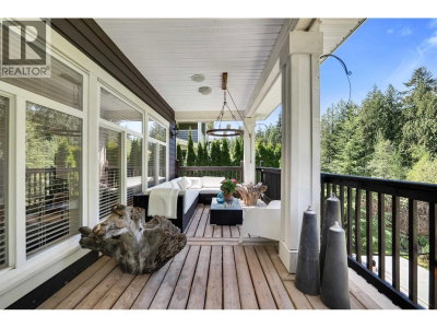 1012 JAY Crescent | Squamish British Columbia | Slide Image Nine