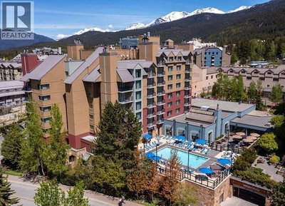 4050 WHISTLER Way | Whistler British Columbia | Slide Image One