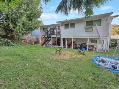2651 MACBETH Crescent | Abbotsford British Columbia | Slide Image Four
