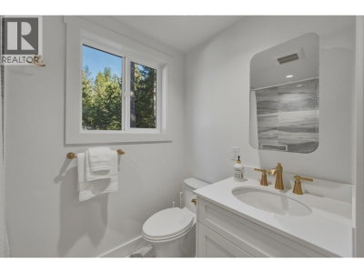 8353 RAINBOW Drive | Whistler British Columbia | Slide Image Twenty