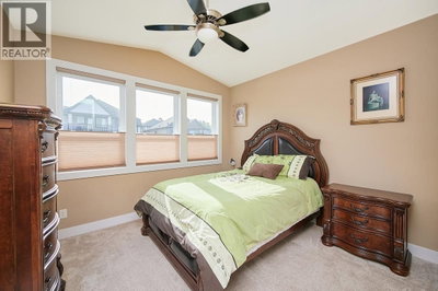 10163 247 Street | Maple Ridge British Columbia | Slide Image Nineteen