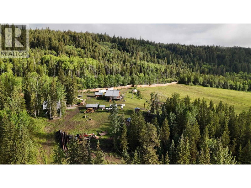 10260 NAZKO Road Quesnel British Columbia, V2J 3H9 - 2 Bedrooms Waterfront Home For sale