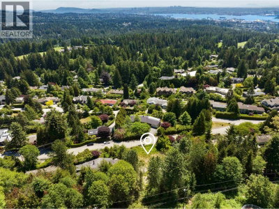 705 ST. ANDREWS Road | West Vancouver British Columbia | Slide Image Eighteen
