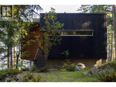 671 BOWEN VIEW Road | Gambier Island British Columbia | Slide Image Thirty-six