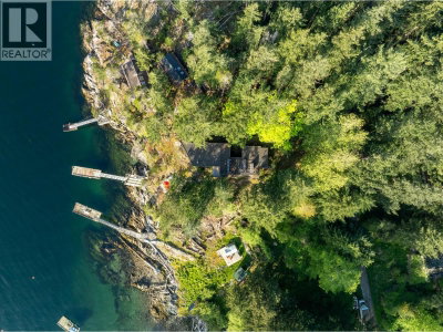 671 BOWEN VIEW Road | Gambier Island British Columbia | Slide Image Thirty-seven