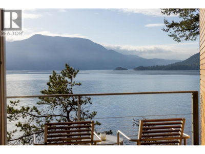 671 BOWEN VIEW Road | Gambier Island British Columbia | Slide Image Six