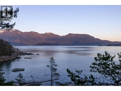 671 BOWEN VIEW Road | Gambier Island British Columbia | Slide Image Nine