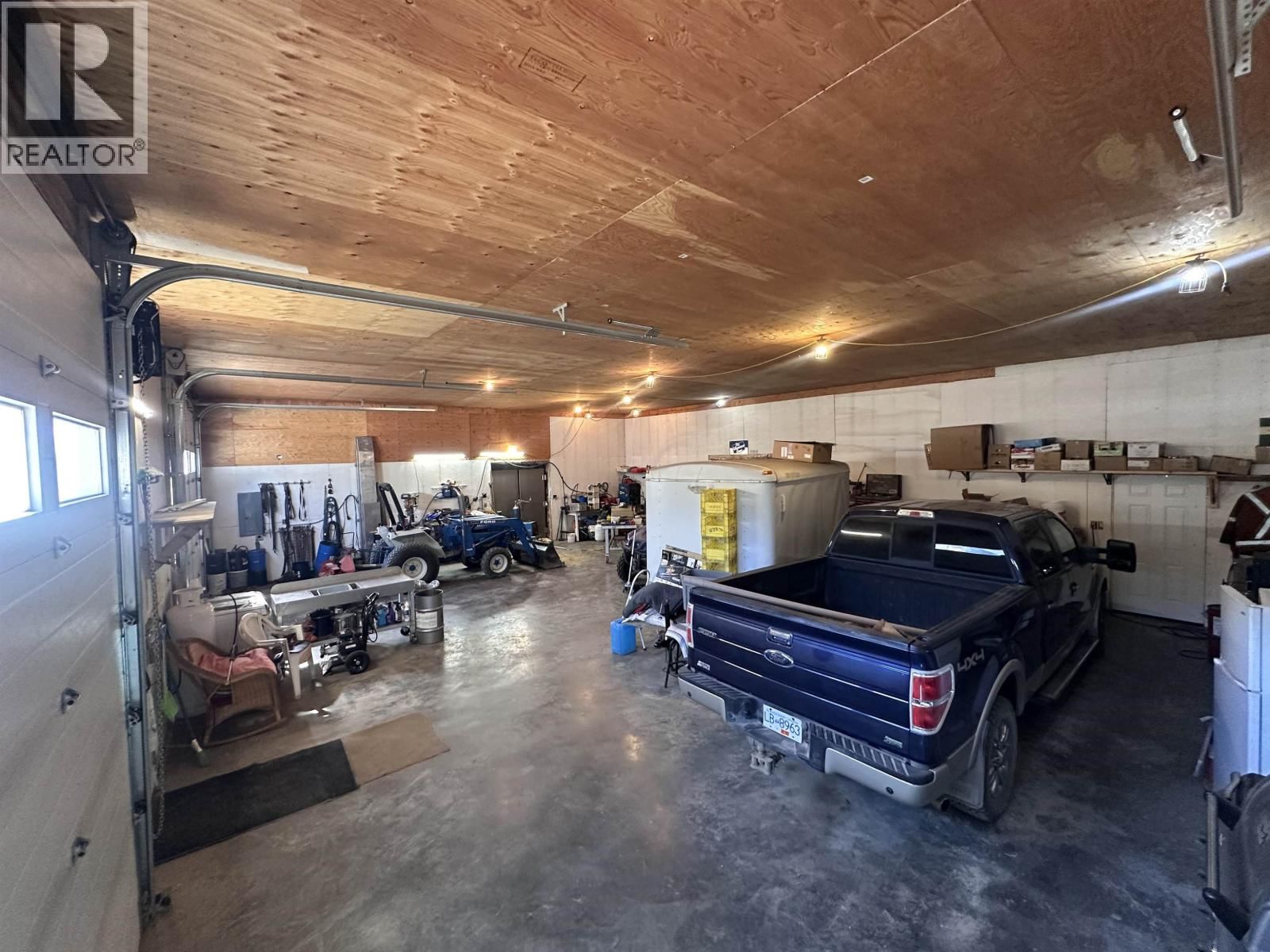 3865 BLUE RIDGE ROAD Image 17