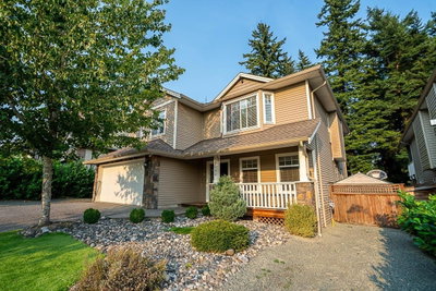 27680 SIGNAL Court | Abbotsford British Columbia | Slide Image Three