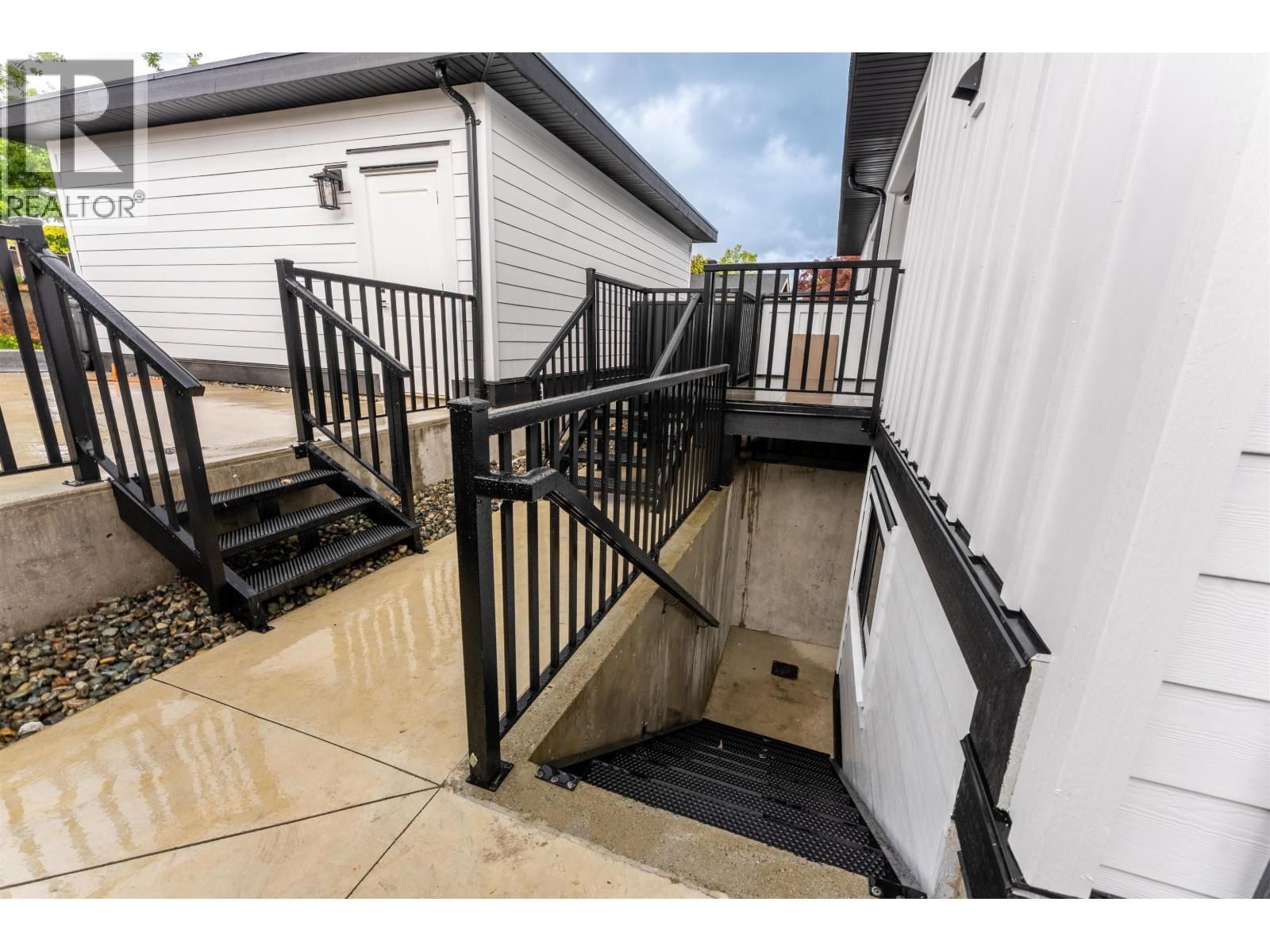 4917 VENABLES STREET Image 33