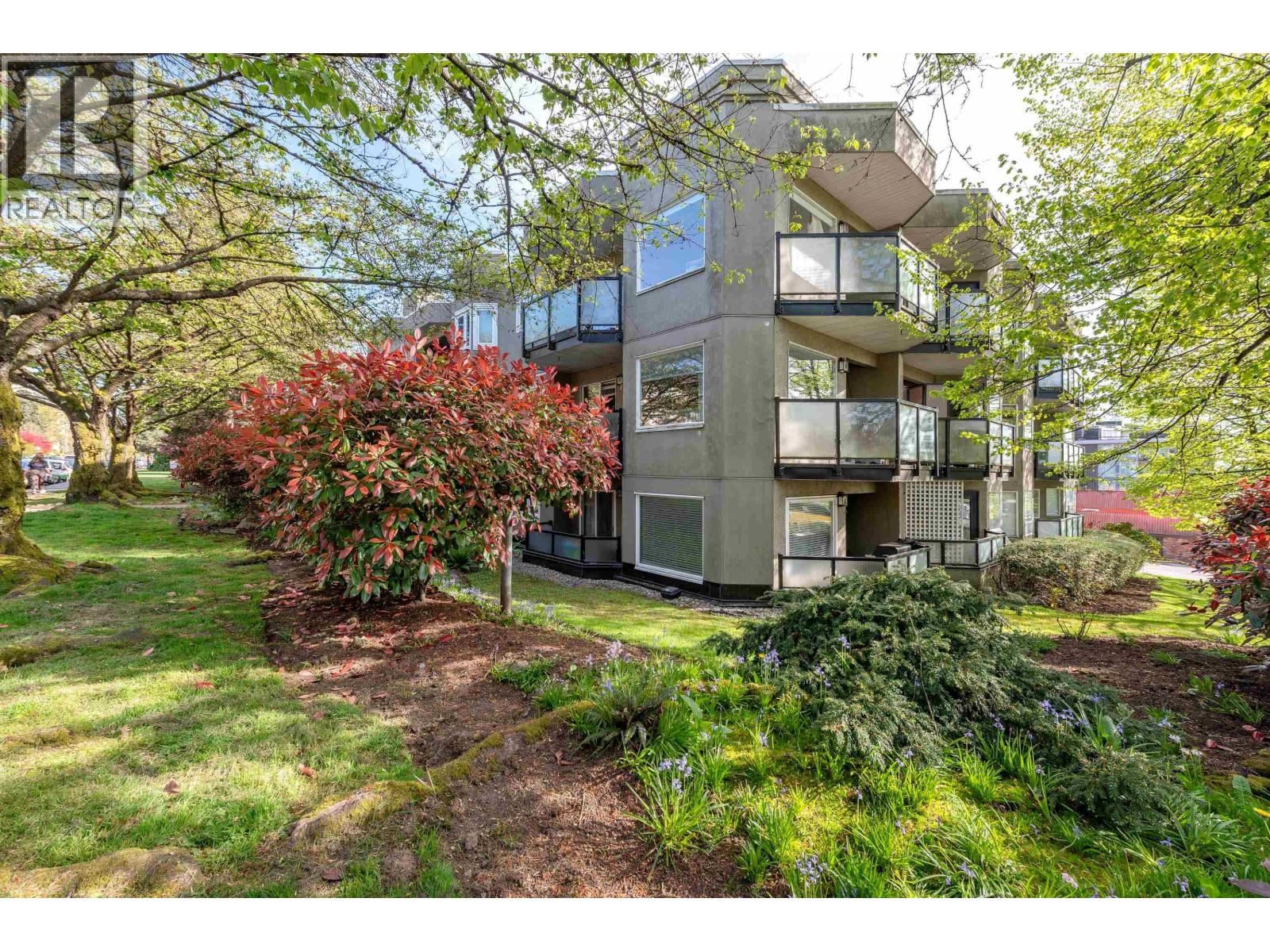 175 4TH Street, North Vancouver, British Columbia V7M 1H6