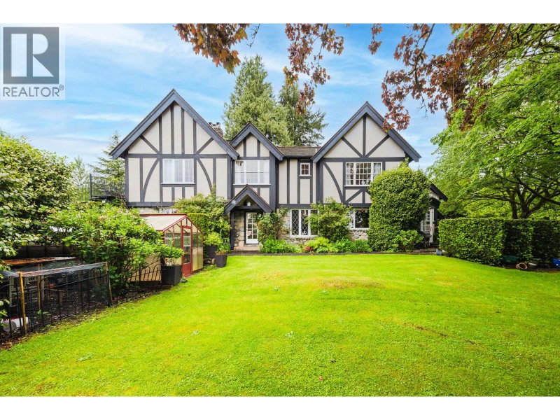 1850 MATHERS Avenue West Vancouver British Columbia, V7V 2G8 - 4 Bedrooms Home For Sale