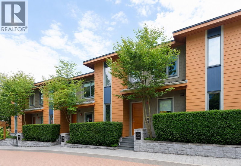 453 13TH Street West Vancouver British Columbia, V7T 2N7 - 3 Bedrooms Condo For Sale