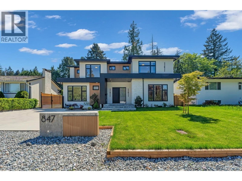 847 THERMAL Drive Coquitlam British Columbia, V3J 6R4 - 8 Bedrooms Home For Sale