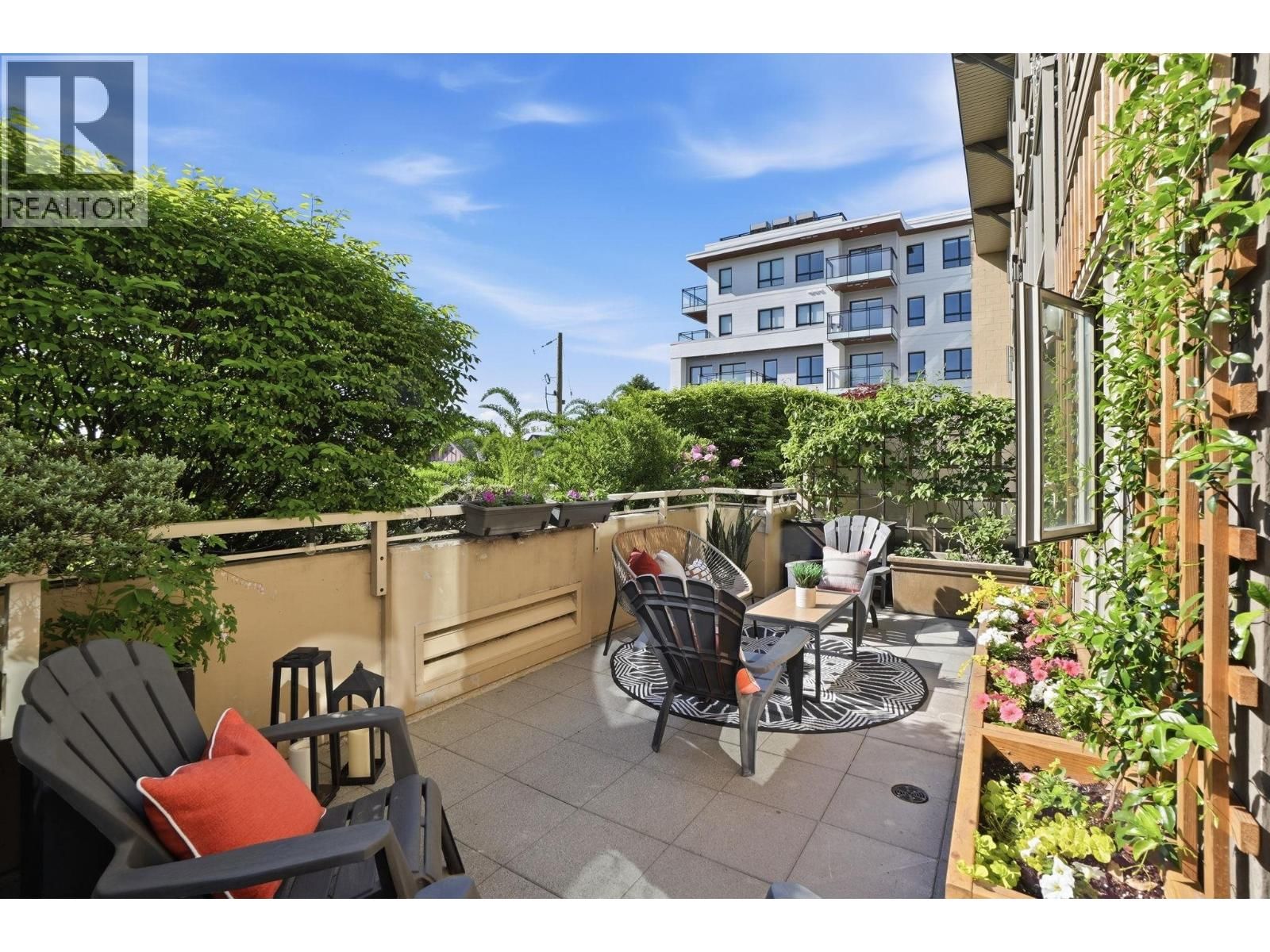 203 - 1689 13TH AVENUE Image 2