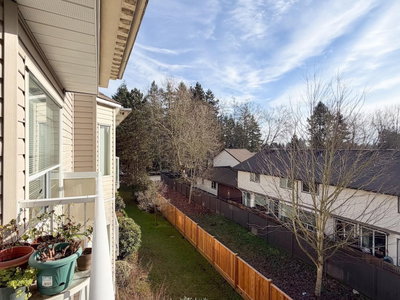 9942 151 Street | Surrey British Columbia | Slide Image Sixteen