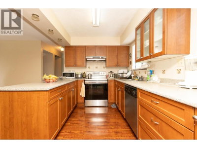3417 ROXTON Avenue | Coquitlam British Columbia | Slide Image Eleven