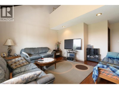 3417 ROXTON Avenue | Coquitlam British Columbia | Slide Image Fifteen