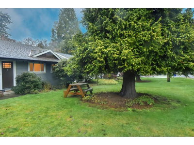 19735 48 Avenue | Langley British Columbia | Slide Image Two