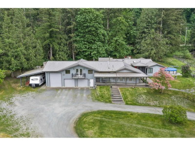3146 TOWNE Road | Abbotsford British Columbia | Slide Image Two