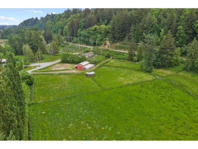 3146 TOWNE Road | Abbotsford British Columbia | Slide Image Five