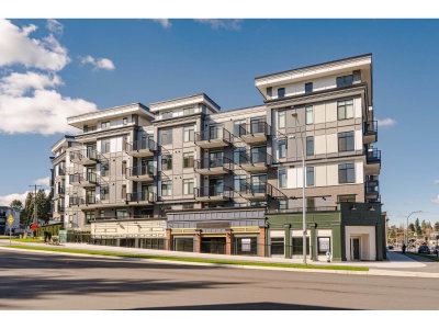 33820 SOUTH FRASER Way | Abbotsford British Columbia | Slide Image Two