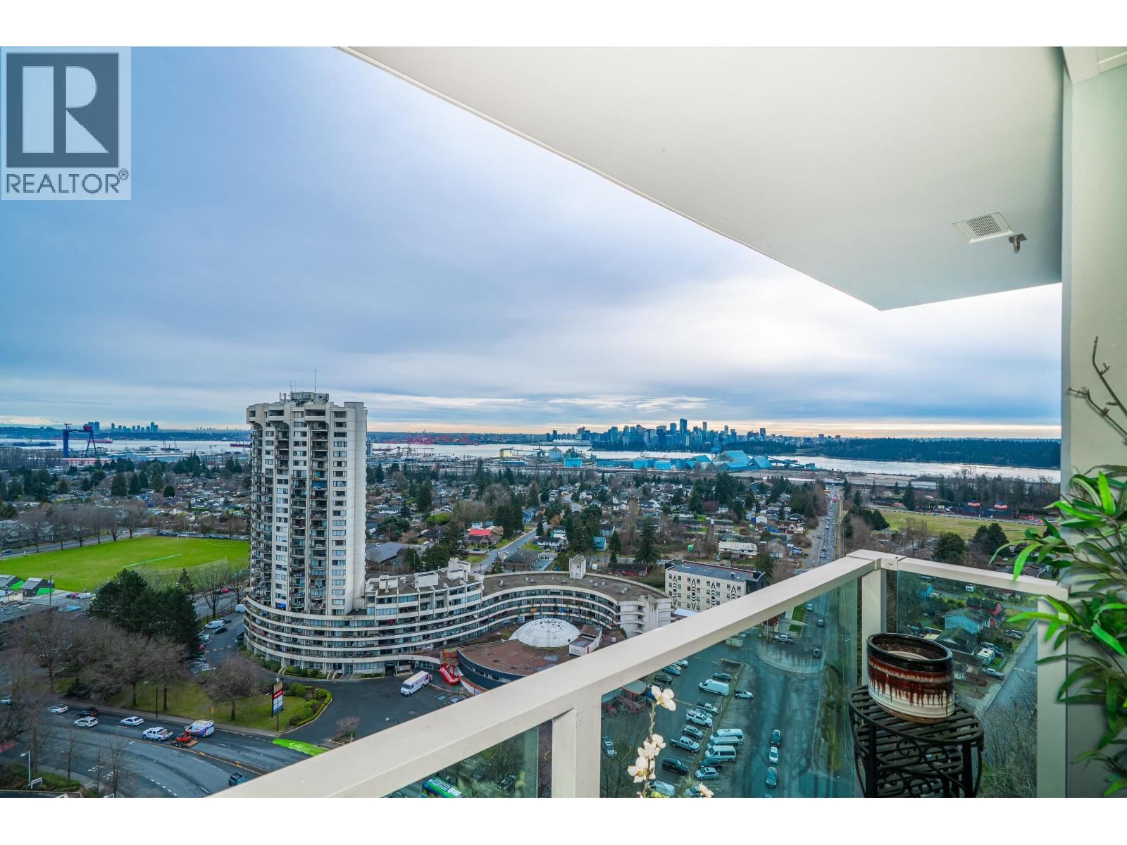 1632 LIONS GATE Lane, North Vancouver, British Columbia V7P 0E2