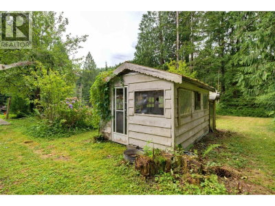 28595 DEWDNEY TRUNK Road | Maple Ridge British Columbia | Slide Image Six
