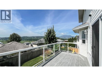 1161 COUTTS Way | Port Coquitlam British Columbia | Slide Image Four