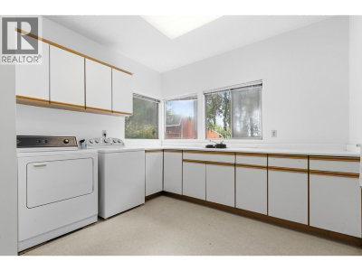 10520 SIDAWAY Road | Richmond British Columbia | Slide Image Thirty-one