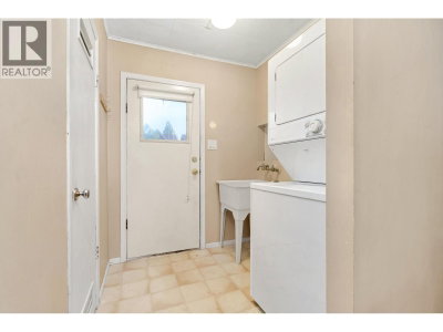 11619 ADAIR Street | Maple Ridge British Columbia | Slide Image Eleven