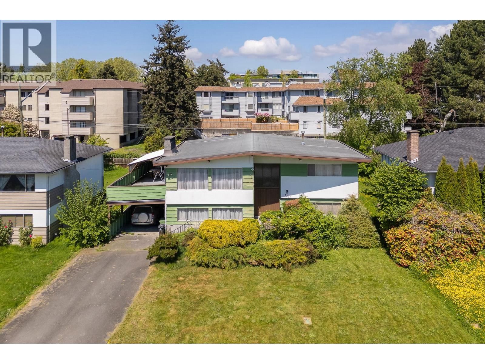 8371 SPIRES Road, Richmond, British Columbia V6Y 1W1