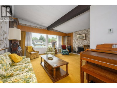 8371 SPIRES Road | Richmond British Columbia | Slide Image Eight