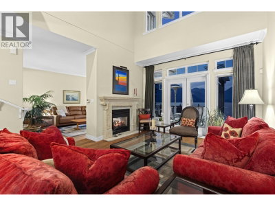 6 BEACH Drive | West Vancouver British Columbia | Slide Image Eight
