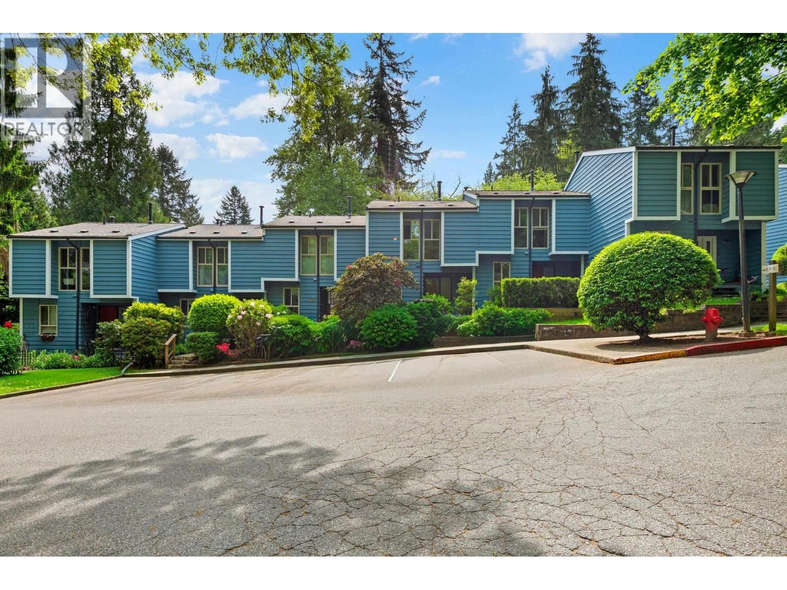 128 BROOKSIDE Drive, Port Moody, British Columbia V3H 3H6