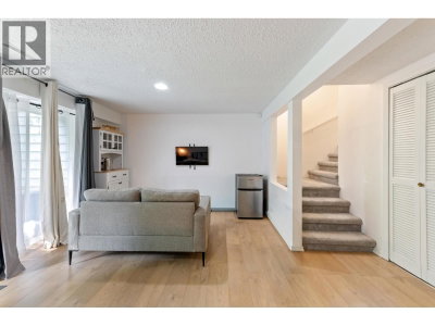 128 BROOKSIDE Drive | Port Moody British Columbia | Slide Image Twenty-five