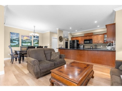 33755 7TH Avenue | Mission British Columbia | Slide Image Eight