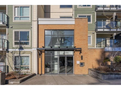 13789 107A Avenue | Surrey British Columbia | Slide Image Six