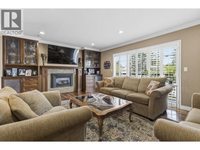 1108 CLIFF Avenue | Burnaby British Columbia | Slide Image Twelve