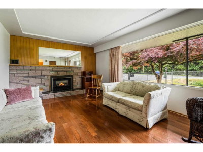 47123 FIRST Avenue | Chilliwack British Columbia | Slide Image Twelve