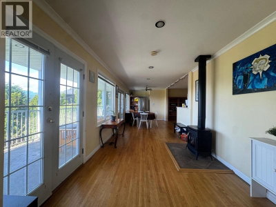 7273 BRAESIDE Drive | Burnaby British Columbia | Slide Image Thirteen