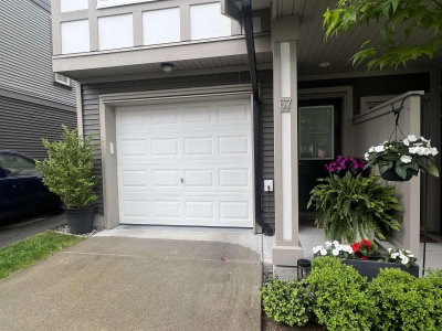30989 WESTRIDGE Place | Abbotsford British Columbia | Slide Image Two